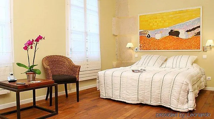 Otel Tingis Paris